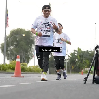 Runner Photo 7780838