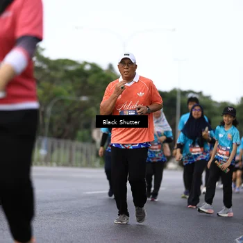 Runner Photo 7780843