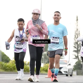 Runner Photo 7780878