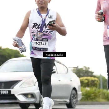 Runner Photo 7780879