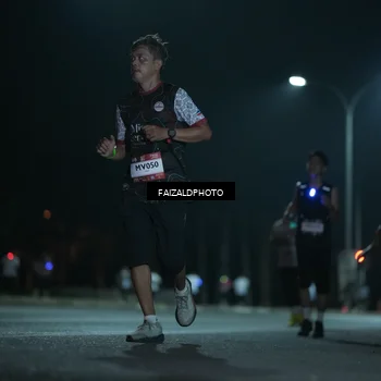 Runner Photo 7780898