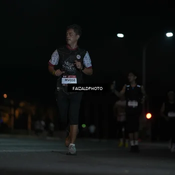 Runner Photo 7780917