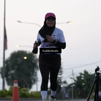 Runner Photo 7780936