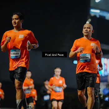 Runner Photo 7780940