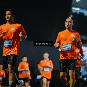 Runner Photo 7780944