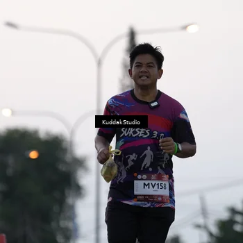 Runner Photo 7780952