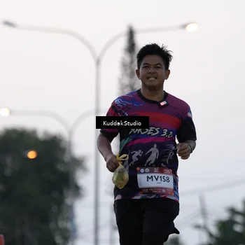 Runner Photo 7780956