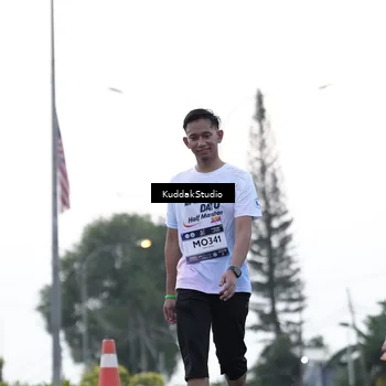 Runner Photo 7781008
