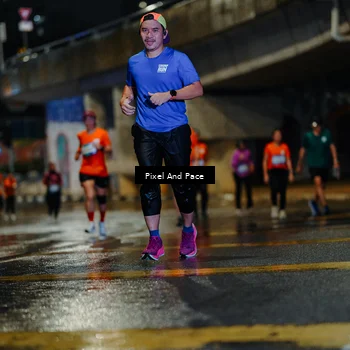 Runner Photo 7781036