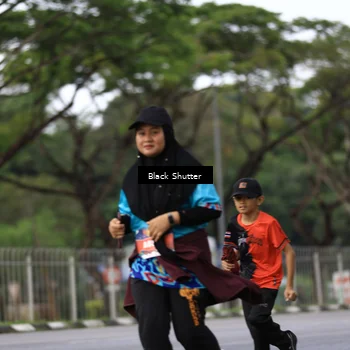 Runner Photo 7781042