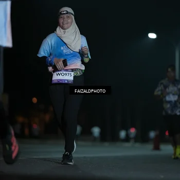 Runner Photo 7781063
