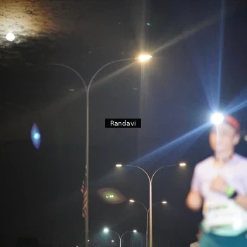 Runner Photo 7781068