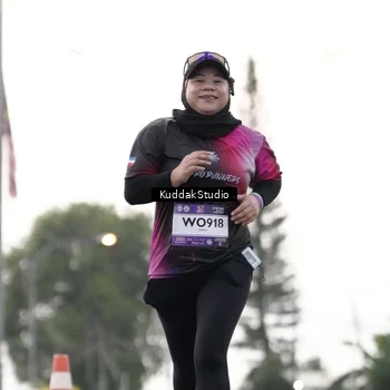 Runner Photo 7781079