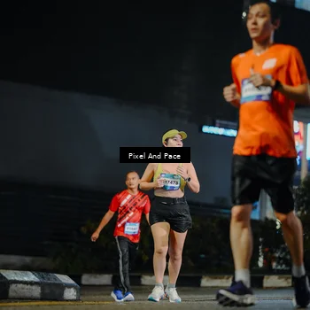 Runner Photo 7781093