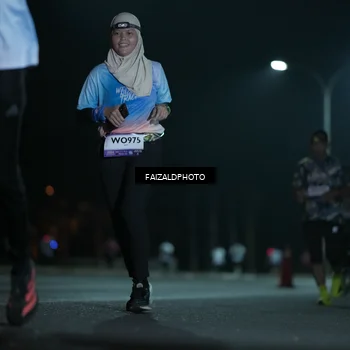 Runner Photo 7781095