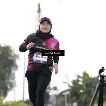 Runner Photo 7781096