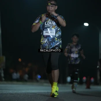 Runner Photo 7781097