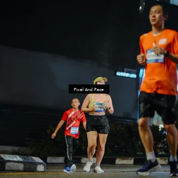 Runner Photo 7781102