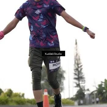 Runner Photo 7781106
