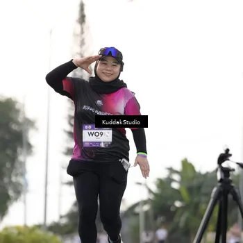 Runner Photo 7781108