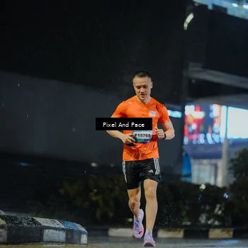Runner Photo 7781111