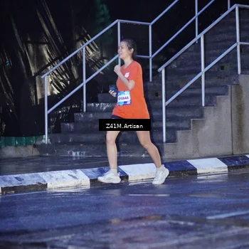 Runner Photo 7781119