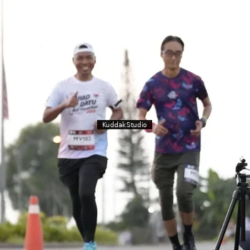 Runner Photo 7781125