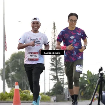 Runner Photo 7781127