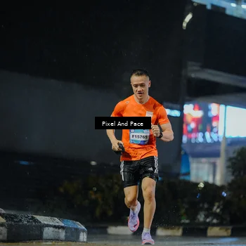 Runner Photo 7781136