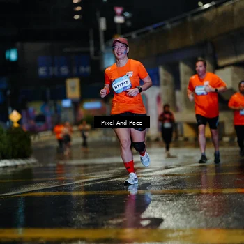 Runner Photo 7781167