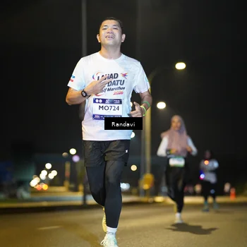 Runner Photo 7781169