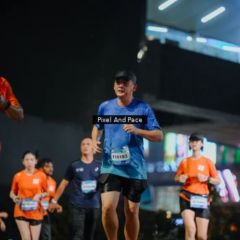 Runner Photo 7781179