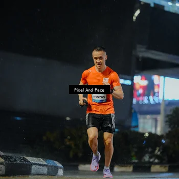 Runner Photo 7781185