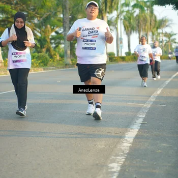 Runner Photo 7781205