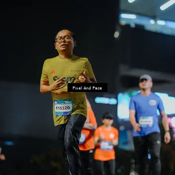 Runner Photo 7781264