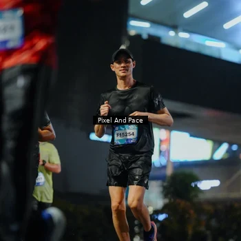 Runner Photo 7781268
