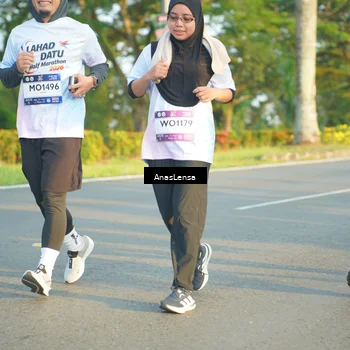 Runner Photo 7781270