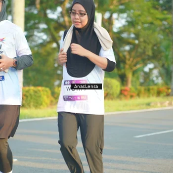 Runner Photo 7781279