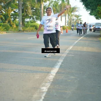 Runner Photo 7781284