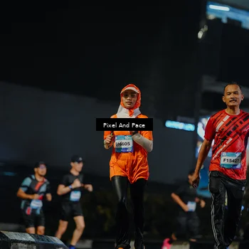 Runner Photo 7781291