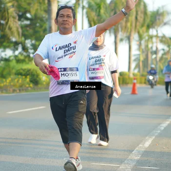 Runner Photo 7781293