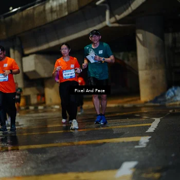 Runner Photo 7781296