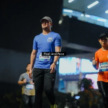 Runner Photo 7781333
