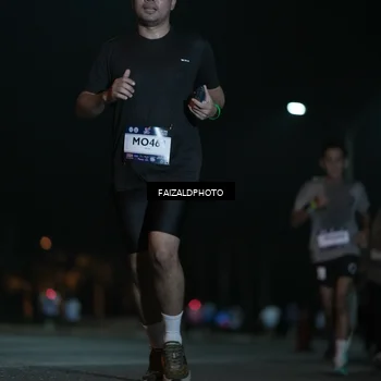 Runner Photo 7781340