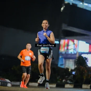 Runner Photo 7781391