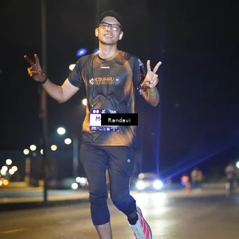 Runner Photo 7781413