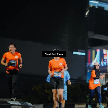 Runner Photo 7781422