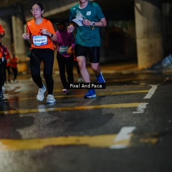 Runner Photo 7781425