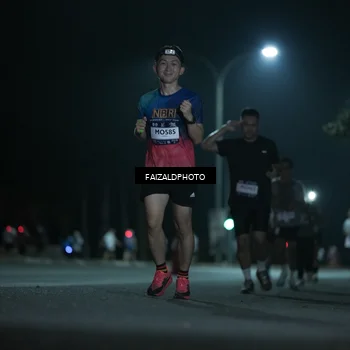 Runner Photo 7781433