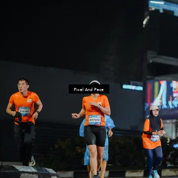 Runner Photo 7781448